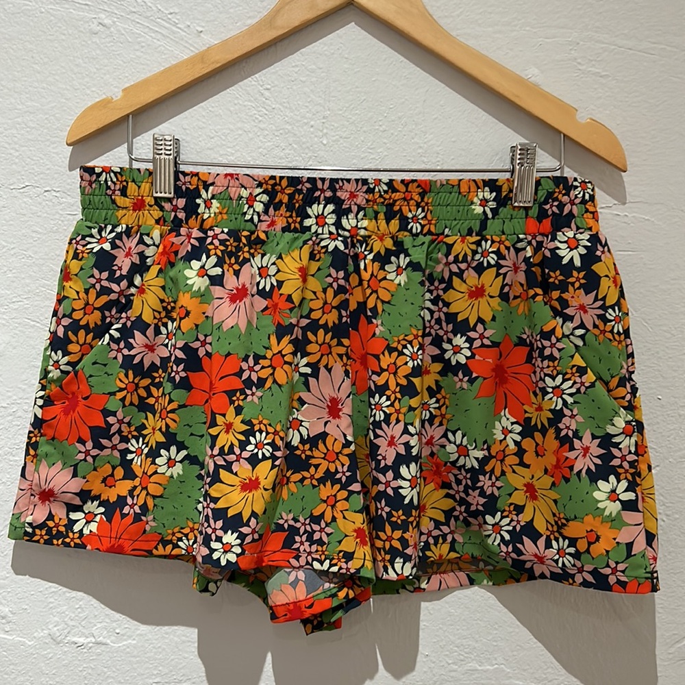 NWT  ☀️ Toad&Co | Women's Sunkissed Pull On Short - True Navy Multi Print